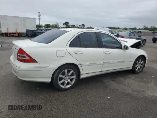 2007 Mercedes-Benz C 280 Luxury with VIN WDBRF92HX7F891031, listed as a Copart auction lot 57889315 with 168,789 mi miles and Salvage title. Bid and sale history available at DreamBid. Image 3.