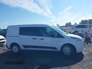 2018 Ford Transit Connect XLT z VIN NM0LS7F76J1377283, wystawiony jako IAAI lot #42222008 z przebiegiem 140 667 mil mil oraz . Historia ofert i sprzedaży dostępna na DreamBid. Obrazek 13.