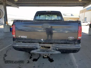 2002 Ford F-250 XL с VIN 1FTNX21F12ED57693, выставлен на аукционе Copart как лот 62148855 с пробегом 149 950 миль миль и Чистый • Clean title. История ставок и продаж доступна на DreamBid. Изображение 6.