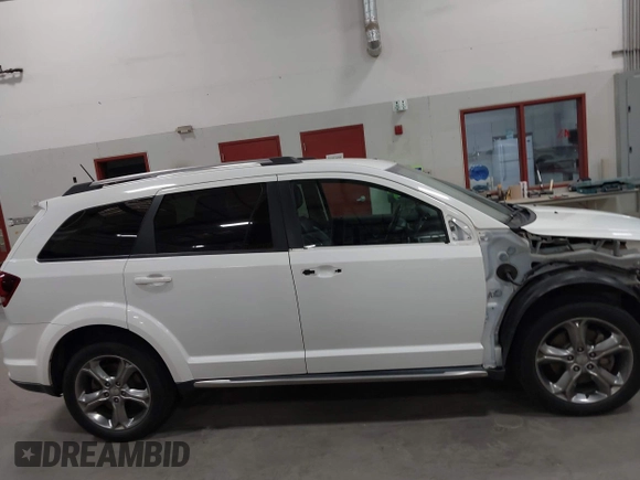 2017 Dodge Journey Crossroad Plus with VIN 3C4PDDGG6HT595397, listed as a IAAI auction lot 42231328 with 125,861 mi miles and . Bid and sale history available at DreamBid. Image 14.