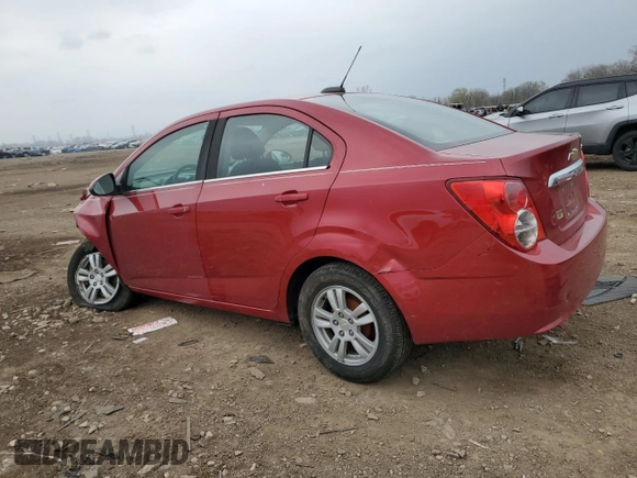 2015 Chevrolet Sonic LT z VIN 1G1JC5SH0F4162992, wystawiony jako Copart lot #53791265 z przebiegiem 76 209 mil mil oraz Szkoda całkowita • Salvage title. Historia ofert i sprzedaży dostępna na DreamBid. Obrazek 2.
