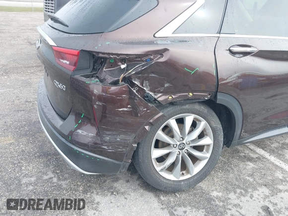 2020 Infiniti QX50 Luxe with VIN 3PCAJ5M10LF119755, listed as a IAAI auction lot 41356089 with 39,243 mi miles and . Bid and sale history available at DreamBid. Image 6.