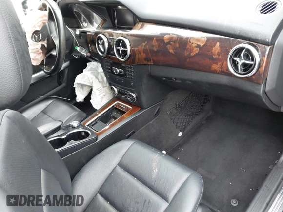 2014 Mercedes-Benz GLK 350 z VIN WDCGG5HB7EG176842, wystawiony jako IAAI lot #42201312 z przebiegiem 166 037 mil mil oraz . Historia ofert i sprzedaży dostępna na DreamBid. Obrazek 5.