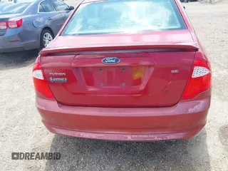 2010 Ford Fusion SE z VIN 3FAHP0HA2AR262234, wystawiony jako IAAI lot #42445664 z przebiegiem 85 912 mil mil oraz . Historia ofert i sprzedaży dostępna na DreamBid. Obrazek 6.
