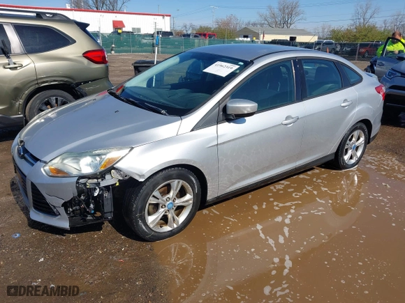 2012 Ford Focus SE with VIN 1FAHP3F2XCL152921, listed as a IAAI auction lot 41962319 with 149,910 mi miles. Bid and sale history available at carsss.com. Image 17.