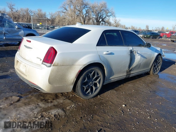 2019 Chrysler 300 S with VIN 2C3CCAGG8KH542723, listed as a IAAI auction lot 41214612 with Not provided miles and . Bid and sale history available at DreamBid. Image 4.