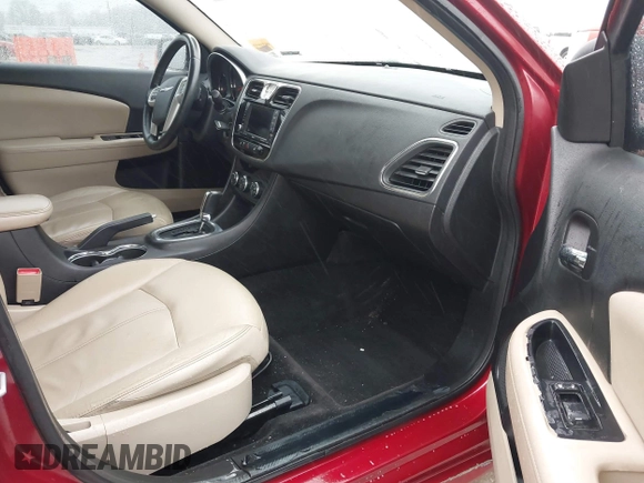2011 Chrysler 200 Limited with VIN 1C3BC2FB4BN595465, listed as a IAAI auction lot 41503135 with 159,720 mi miles and . Bid and sale history available at DreamBid. Image 5.