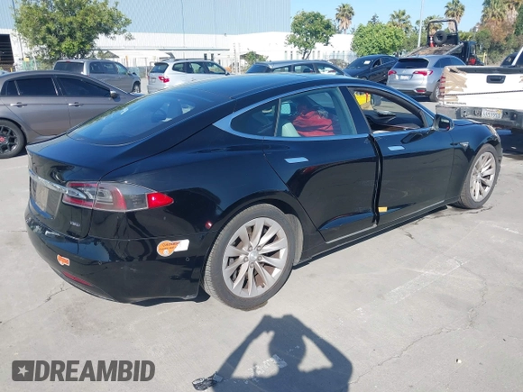 2016 Tesla Model S 90D с VIN 5YJSA1E21GF148336, выставлен на аукционе IAAI как лот 42304073 с пробегом 149 340 миль миль и . История ставок и продаж доступна на DreamBid. Изображение 4.