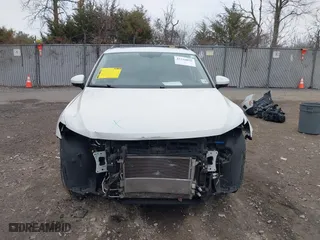 2020 Volkswagen Tiguan SE with VIN 3VV2B7AX0LM075033, listed as a IAAI auction lot 41310056 with 82,548 mi miles. Bid and sale history available at carsss.com. Image 12.