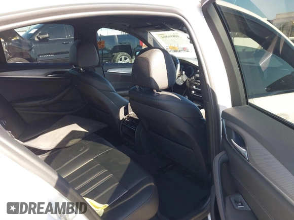 2019 BMW 5 Series 530i с VIN WBAJA5C52KWA57922, выставлен на аукционе IAAI как лот 40896802 с пробегом 60 562 миль миль и . История ставок и продаж доступна на DreamBid. Изображение 8.