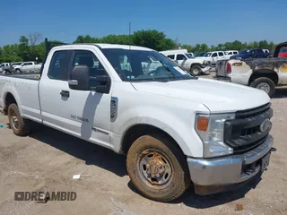 2022 Ford F-250 XL z VIN 1FT7X2AT9NEF22909, wystawiony jako IAAI lot #42092468 z przebiegiem 113 578 mil mil oraz . Historia ofert i sprzedaży dostępna na DreamBid. Obrazek 1.
