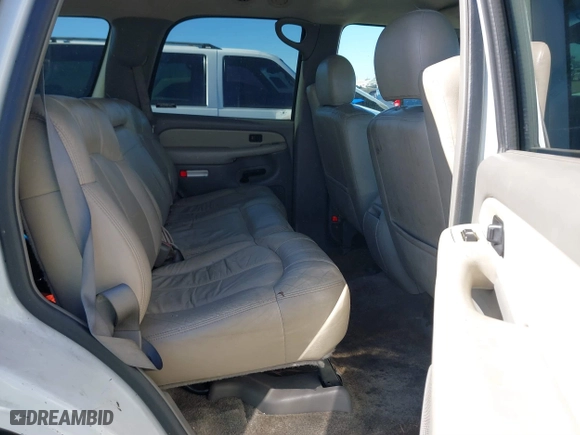 2001 Chevrolet Tahoe LT with VIN 1GNEC13T01J132932, listed as a IAAI auction lot 41398864 with 151,411 mi miles. Bid and sale history available at carsss.com. Image 8.