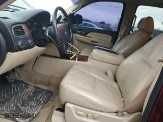 2008 Chevrolet Tahoe LTZ with VIN 1GNFK13018R161817, listed as a Copart auction lot 44461945 with 226,922 mi miles and Salvage Title. Bid and sale history available at carsss.com. Image 7.