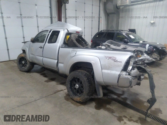 2006 Toyota Tacoma PreRunner z VIN 5TETU62N56Z200250, wystawiony jako IAAI lot #28838962 z przebiegiem Nie podano mil oraz . Historia ofert i sprzedaży dostępna na DreamBid. Obrazek 3.