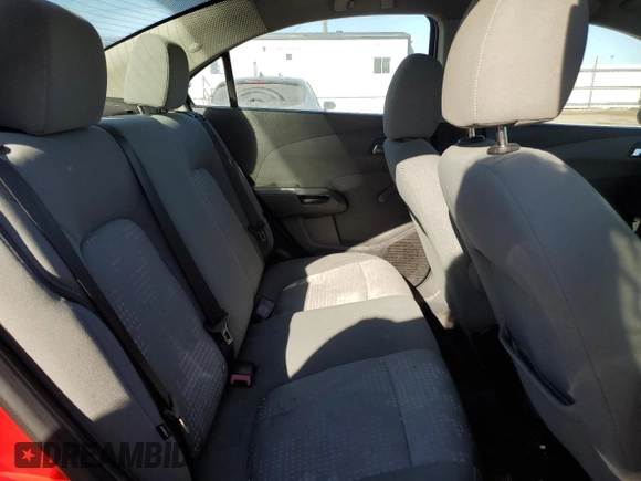 2012 Chevrolet Sonic LS z VIN 1G1JA5SH7C4152574, wystawiony jako Copart lot #43026435 z przebiegiem 150 407 mil mil oraz Szkoda całkowita • Salvage title. Historia ofert i sprzedaży dostępna na DreamBid. Obrazek 10.