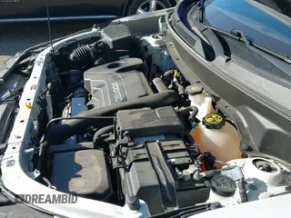 2020 Chevrolet Equinox LS с VIN 3GNAXSEV5LS597828, выставлен на аукционе IAAI как лот 43092360 с пробегом 110 823 миль миль и . История ставок и продаж доступна на DreamBid. Изображение 19.