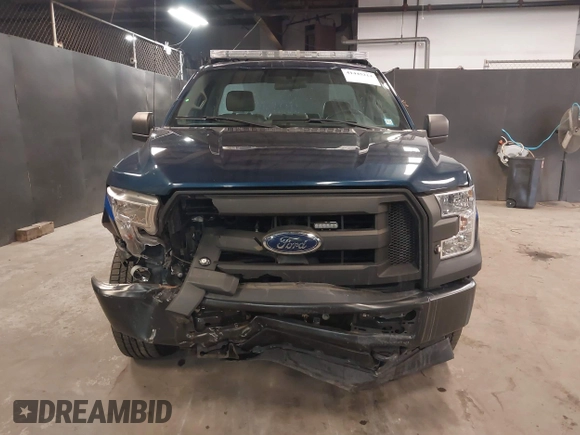 2017 Ford F-150 XL z VIN 1FTMF1E83HKD76762, wystawiony jako IAAI lot #41445214 z przebiegiem 35 101 mil mil oraz . Historia ofert i sprzedaży dostępna na DreamBid. Obrazek 12.
