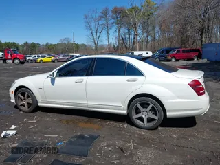 2012 Mercedes-Benz S 550 with VIN WDDNG9EB9CA463453, listed as a IAAI auction lot 41980960 with 84,579 mi miles and . Bid and sale history available at DreamBid. Image 14.