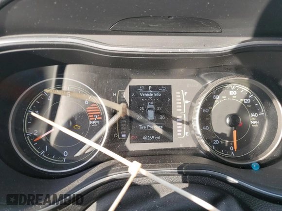 2020 Jeep Cherokee Altitude with VIN 1C4PJMLB5LD559704, listed as a Copart auction lot 45556575 with 46,269 mi miles and Salvage Title. Bid and sale history available at carsss.com. Image 9.