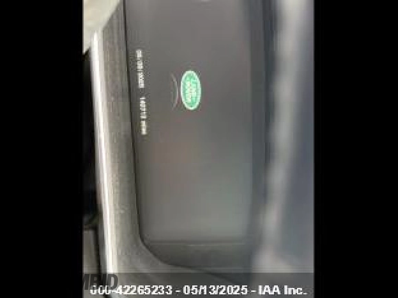 2014 Land Rover Range Rover Autobiography with VIN SALGV2EF3EA128509, listed as a IAAI auction lot 42265233 with 140,713 mi miles and . Bid and sale history available at DreamBid. Image 7.