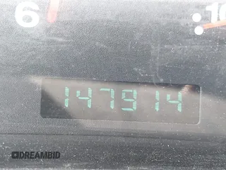 2002 Jeep Wrangler X z VIN 1J4FA39S82P719241, wystawiony jako IAAI lot #42150742 z przebiegiem 147 914 mil mil oraz . Historia ofert i sprzedaży dostępna na DreamBid. Obrazek 15.