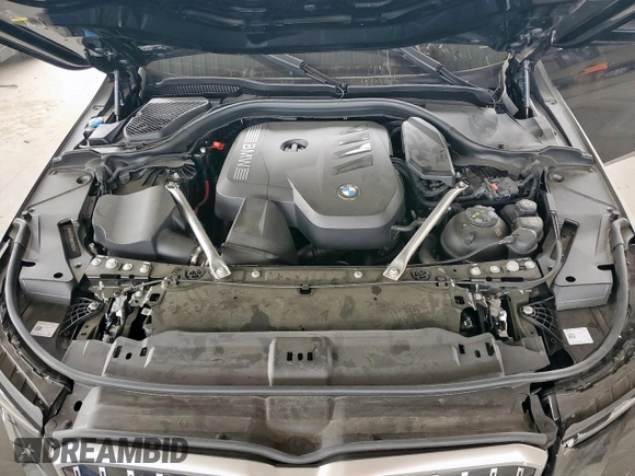 2025 BMW 5 Series 530i с VIN WBA43FJ06SCT74637, выставлен на аукционе Copart как лот 57398745 с пробегом 10 580 миль миль и Чистый • Clean title. История ставок и продаж доступна на DreamBid. Изображение 11.