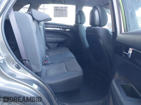 2013 Kia Sorento LX with VIN 5XYKT3A63DG399653, listed as a IAAI auction lot 41323730 with 194,001 mi miles. Bid and sale history available at carsss.com. Image 8.