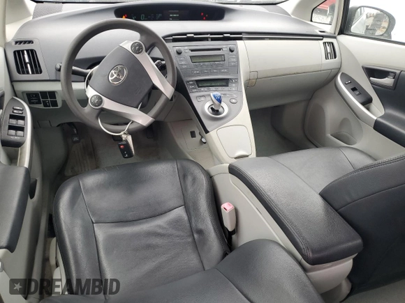 2011 Toyota Prius I z VIN JTDKN3DU0B5304170, wystawiony jako Copart lot #57621825 z przebiegiem 98 920 mil mil oraz Szkoda całkowita • Salvage title. Historia ofert i sprzedaży dostępna na DreamBid. Obrazek 8.