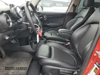 2015 MINI Hardtop 4 Door S z VIN WMWXU3C51F2B56847, wystawiony jako Copart lot #59396195 z przebiegiem 70 821 mil mil oraz Szkoda całkowita • Salvage title. Historia ofert i sprzedaży dostępna na DreamBid. Obrazek 7.