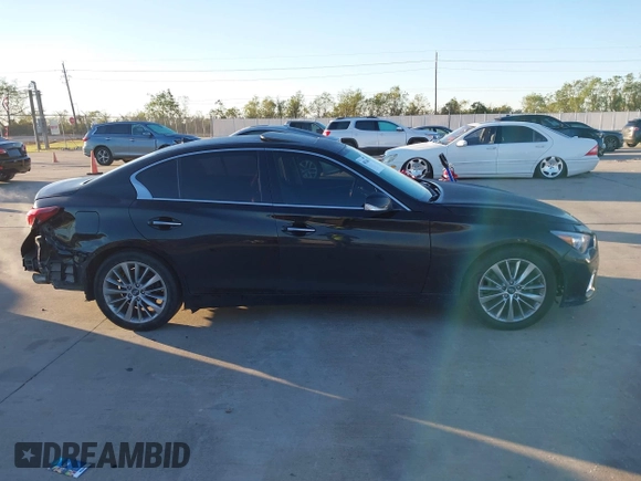 2018 Infiniti Q50 3.0t LUXE with VIN JN1EV7AP7JM363310, listed as a IAAI auction lot 40924400 with 103,578 mi miles. Bid and sale history available at carsss.com. Image 13.