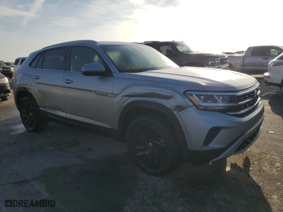 2022 Volkswagen Atlas Cross Sport 3.6L V6 SE w/Technology with VIN 1V2JE2CA5NC210071, listed as a Copart auction lot 43005545 with 29,665 mi miles and Salvage Title. Bid and sale history available at carsss.com. Image 4.