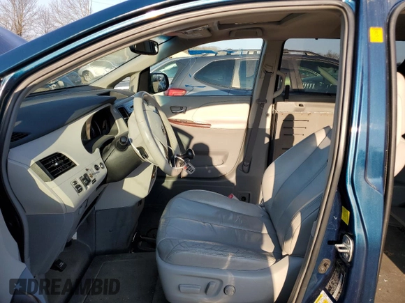 2011 Toyota Sienna XLE AAS with VIN 5TDYK3DC9BS135724, listed as a Copart auction lot 47119325 with 0 mi miles and Clean Title. Bid and sale history available at carsss.com. Image 7.