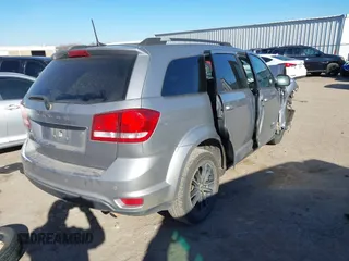 2019 Dodge Journey SE with VIN 3C4PDCBB6KT738488, listed as a IAAI auction lot 41330395 with Not Provided miles and . Bid and sale history available at DreamBid. Image 4.