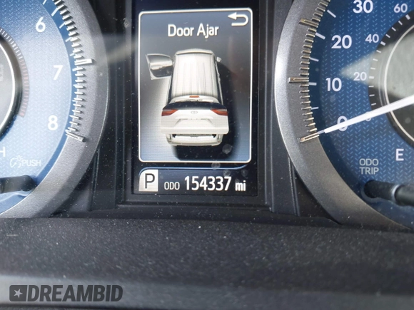 2015 Toyota Sienna XLE with VIN 5TDYK3DC9FS566344, listed as a IAAI auction lot 42049288 with 154,337 mi miles. Bid and sale history available at carsss.com. Image 15.