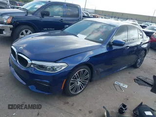 2017 BMW 5 Series 540i z VIN WBAJE5C33HG916583, wystawiony jako IAAI lot #42160663 z przebiegiem 60 441 mil mil oraz . Historia ofert i sprzedaży dostępna na DreamBid. Obrazek 18.