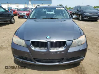2007 BMW 3 Series 328i z VIN WBAVS13587FX15951, wystawiony jako Copart lot #61457175 z przebiegiem 153 167 mil mil oraz Czysty tytuł • Clean title. Historia ofert i sprzedaży dostępna na DreamBid. Obrazek 5.