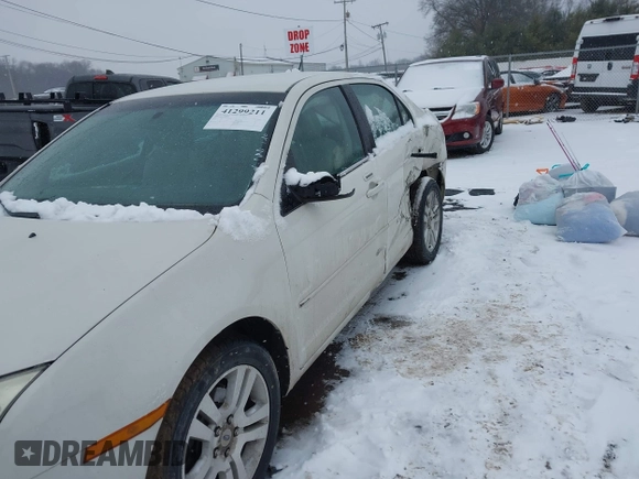 2009 Ford Fusion SEL with VIN 3FAHP08Z89R201925, listed as a IAAI auction lot 41299211 with 128,171 mi miles. Bid and sale history available at carsss.com. Image 6.