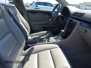 2003 Audi A4 1.8T z VIN WAULC68E73A396334, wystawiony jako IAAI lot #42042609 z przebiegiem 155 748 mil mil oraz . Historia ofert i sprzedaży dostępna na DreamBid. Obrazek 5.