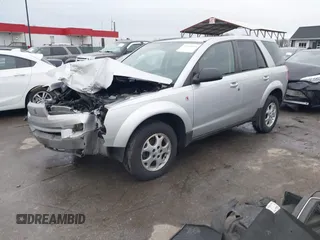 2004 Saturn VUE V6 z VIN 5GZCZ53434S871823, wystawiony jako IAAI lot #41140283 z przebiegiem 104 965 mil mil oraz . Historia ofert i sprzedaży dostępna na DreamBid. Obrazek 20.