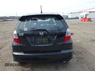 2013 Honda Fit Sport with VIN JHMGE8H59DC046377, listed as a IAAI auction lot 41921693 with 89,704 mi miles. Bid and sale history available at carsss.com. Image 16.