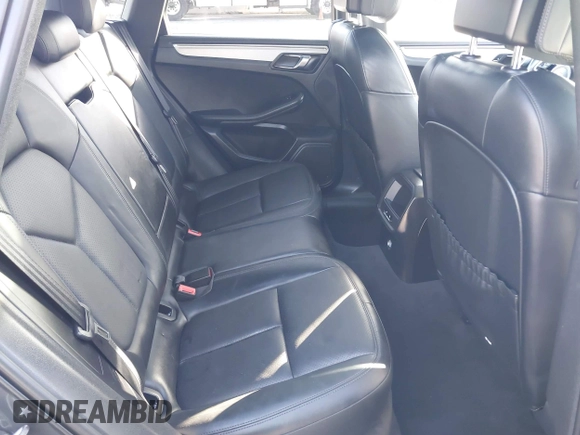 2015 Porsche Macan S with VIN WP1AB2A53FLB54910, listed as a IAAI auction lot 41990015 with 95,038 mi miles and . Bid and sale history available at DreamBid. Image 8.