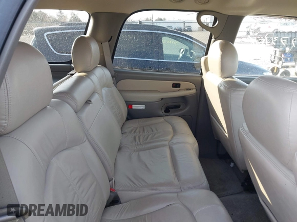 2002 Chevrolet Tahoe Z71 with VIN 1GNEK13Z12R308204, listed as a IAAI auction lot 41773108 with 103,193 mi miles. Bid and sale history available at carsss.com. Image 8.