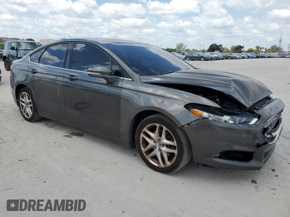 2015 Ford Fusion SE z VIN 3FA6P0H71FR208667, wystawiony jako Copart lot #53957375 z przebiegiem 154 020 mil mil oraz Czysty tytuł • Clean title. Historia ofert i sprzedaży dostępna na DreamBid. Obrazek 4.