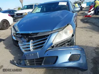 2011 Hyundai Genesis with VIN KMHGC4DE1BU122330, listed as a IAAI auction lot 41815887 with 163,948 mi miles. Bid and sale history available at carsss.com. Image 6.