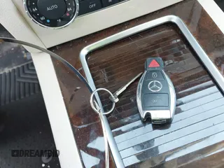 2014 Mercedes-Benz GLK 350 с VIN WDCGG8JB0EG290631, выставлен на аукционе IAAI как лот 42172482 с пробегом 88 985 миль миль и . История ставок и продаж доступна на DreamBid. Изображение 11.
