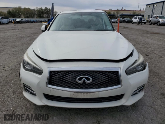 2015 Infiniti Q50 Premium z VIN JN1BV7AR5FM393921, wystawiony jako Copart lot #49456545 z przebiegiem 158 859 mil mil oraz Szkody całkowita. Historia ofert i sprzedaży dostępna na DreamBid. Obrazek 5.