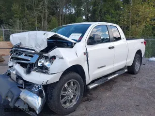 2013 Toyota Tundra 4WD Truck with VIN 5TFUW5F1XDX292721, listed as a IAAI auction lot 40510785 with 185,445 mi miles. Bid and sale history available at carsss.com. Image 2.