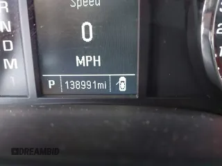 2015 Chevrolet Tahoe Commercial z VIN 1GNLC2EC1FR721538, wystawiony jako IAAI lot #42274601 z przebiegiem 138 991 mil mil oraz . Historia ofert i sprzedaży dostępna na DreamBid. Obrazek 15.