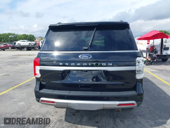 2022 Ford Expedition XLT with VIN 1FMJU1JT9NEA67323, listed as a IAAI auction lot 41628599 with 34,513 mi miles. Bid and sale history available at carsss.com. Image 16.
