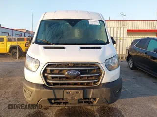 2020 Ford Transit z VIN 1FTBW9CG2LKA54526, wystawiony jako IAAI lot #42620417 z przebiegiem 131 084 mil mil oraz . Historia ofert i sprzedaży dostępna na DreamBid. Obrazek 6.